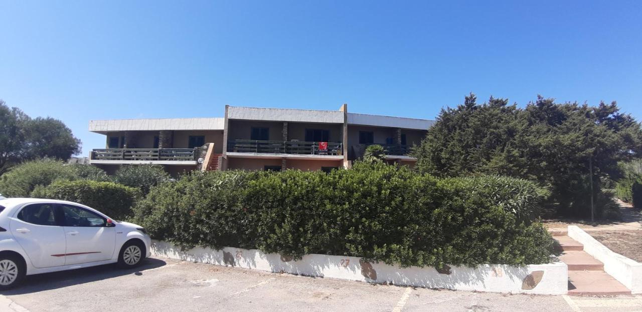 Stintino - Cala Lupo Aparthotel Bagian luar foto